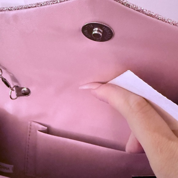 Pink Glitter Clutch Bag with Detachable Chain - Picture 6 of 8